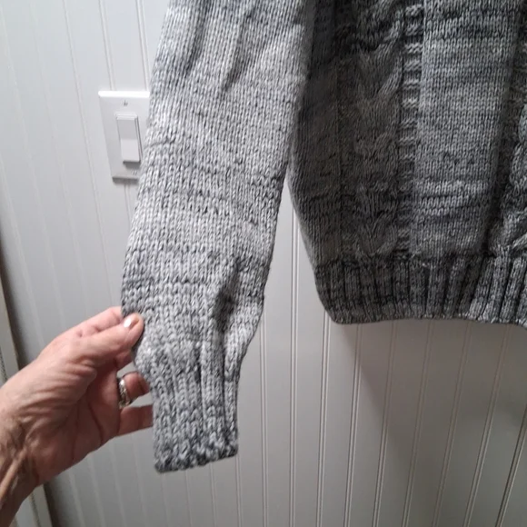 Men's Gray Cable Knit Sweater with Button Detail - Picture 11 of 16